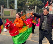 平顶山中鸿颐养中心新春庙会欢乐开逛