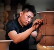 杨洪超：留白映天青 玉釉承古魂