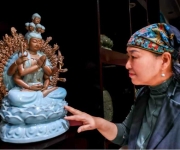 宋宫汝瓷张玉凤：窑火寄天青 半生续汝脉
