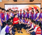 “百姓讲坛”走进三亚校园 讲述“让信仰点亮人生”