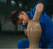 玉松汝瓷陈帅兵：新生派守古韵 ，手拉坯技艺的传承与创新者