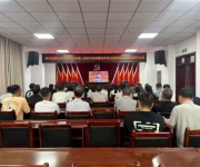 桐柏县淮北街道：集中观看纪念中国人民抗日战争暨世界反法西斯战争胜利80周年大会