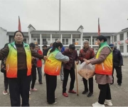 桐柏县毛集镇：重阳情暖敬老院，关爱温润老人心