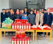 桐柏县回龙乡：双节同庆送温暖 敬老爱老暖人心