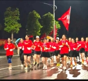 热血奔跑筑梦中国 方城龙城跑团彻夜接力献礼祖国76华诞