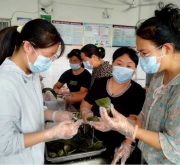 郏县长桥镇一中：粽香话端午 家校共育人