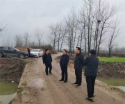 南阳市宛城区副区长黄振到金华镇开展巡林并部署春季义务植树工作