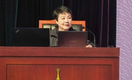 曾莹评选为江西省高校思政课优秀特聘教授