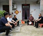 郏县长桥镇：一个“的哥”救人背后的孝道乡风