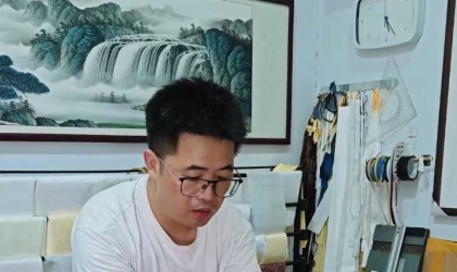 十六年守一心，一斋抱朴见真淳——记平顶山抱一斋主理人焦俊杰