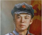 草地里那颗“人体洋葱头”