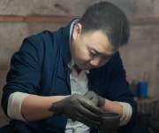 90后非遗传承人跨界破局   汝瓷古法联姻科技焕发新生