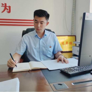 淮滨农商银行张森：砥砺奋进不负韶华 乘风破浪勇往直前