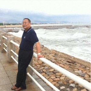 国画家杨静伟的墨韵画风