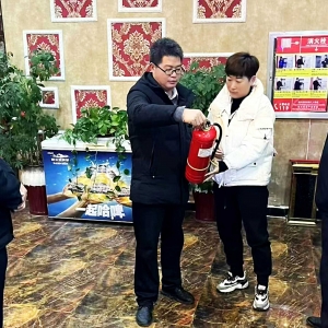 宝丰县石桥镇：开展消防安全夜查 点亮安全守护灯
