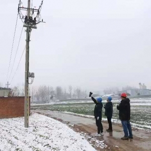 国网华辰供电公司：多措并举积极应对降雪降温