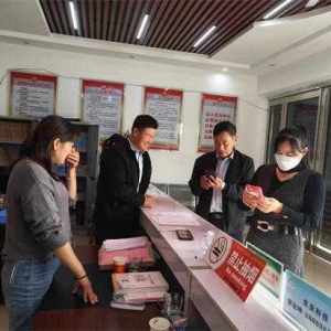 唐河县桐河乡：诚信宣传进企业 诚信活动解企忧