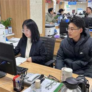南阳市生态环境局宛城分局审批服务“零距离”帮办代办