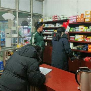 淅川县龙城街道卫生院接受中医药服务示范村所建设考核
