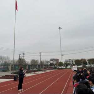 科技助听，共享美好生活——罗山县楠杆镇中心学校东校区开展爱耳日主题教育活动