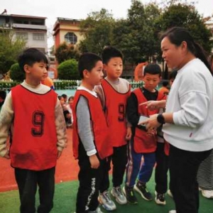 汝南县第一小学第八届“校长杯”校园足球联赛开幕了
