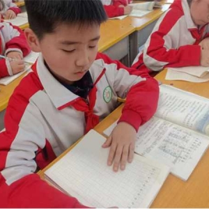 小荷才露尖尖角 雏鹰奋进正当时——记唐河县第三小学“文明少年”乔昱翔