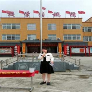 方城县古庄店镇核桃园学校:平安校园 严防溺水