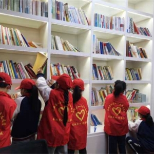 西峡县城区第四小学:弘扬雷锋精神 争做时代先锋