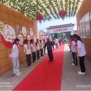 方城县古庄店镇仓里小学：携手并进 共话成长