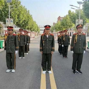 方城县古庄店镇第一初级中学举行“防灾减灾，珍爱生命”主题升旗仪式