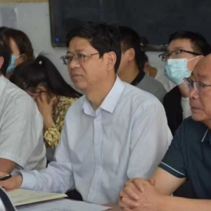 南阳市政协副主席、市教育局党组书记、局长杨文普在南阳市第二中学调研指导高三备考工作时强调——强化“四个重点” 实现高考突破