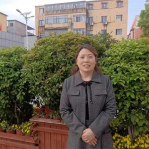 唐河三小名班蹊径大家谈——一半智慧，一半爱心