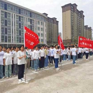 方城县:优化营商环境，诚信宣传进校园