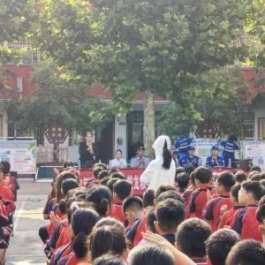 不触安全线  平安伴成长 ——遂平县第一小学开展防溺水及消防安全教育活动