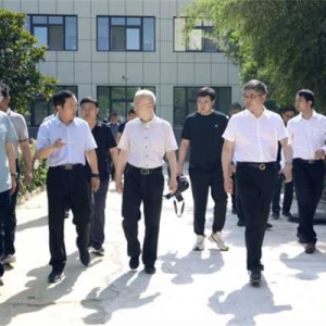 北京市朝阳区领导莅临淅川县厚坡镇卫生院考察京淅对口协作工作