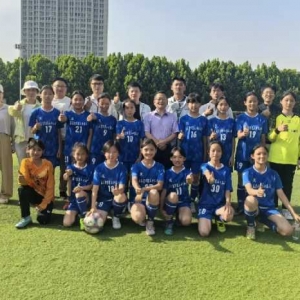 驻马店市第二十五小学女子足球荣获驻马店市第八届“市长杯”校园足球联赛季军
