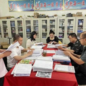 方城县古庄店一中：常规检查落实处  规范管理促成长