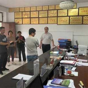 镇平县王岗乡：建强用好乡里中心，推进五星支部创建