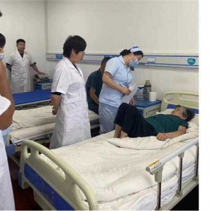 方城县第二人民医院开展护理查房