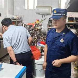 方城县拐河镇：“信用＋消防”积极推进消防诚信体系宣传工作