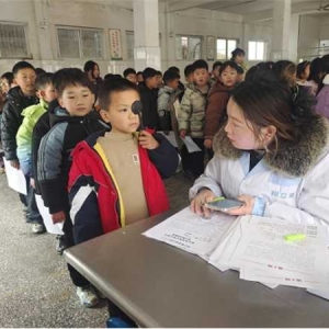 方城县四里店镇第四中心小学：保护视力，预防近视