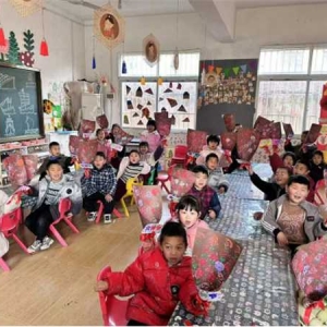 唐河县苍台镇第一幼儿园：春暖花开 爱满心田