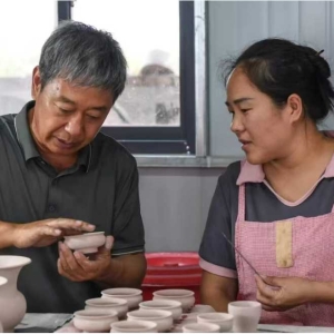 王国奇：择一事终一生，复烧汝瓷