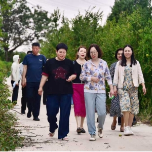 汝州拾榴花果山创新模式获平顶山妇联点赞