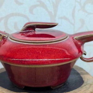 钧瓷生肖新作“踏风壶”惊艳亮相 融龙马精神绘就新春祥瑞