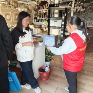 南阳市卧龙区车站街道：以反诈宣传为抓手 精准助企提质营商生态