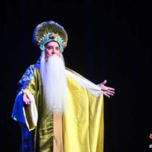 蒲剧《金沙滩》再现家国情