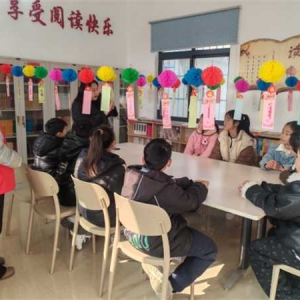 南阳市宛城区溧河街道：元宵猜谜乐融融 书香相伴润童心