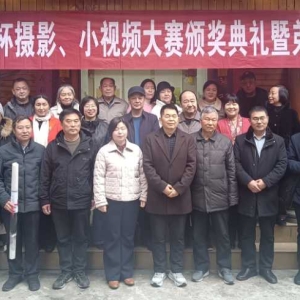 惊蛰启卷 荷韵铸魂   “荷你有约”第二届“铁荷杯”颁奖仪式暨弟子作品展诗意启幕