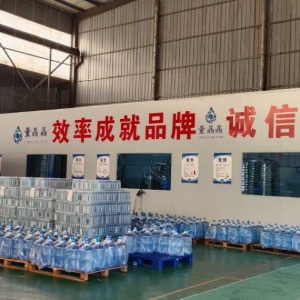 寻一滴微观的甘霖：以纳米之钥，唤醒生命本真